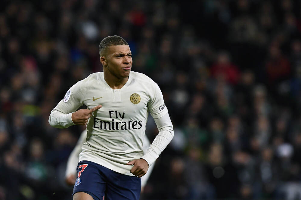 墨西哥发生6.4级地震 震源深度30公里